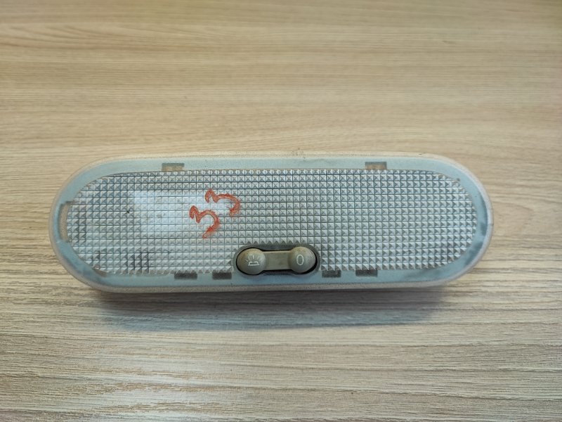 плафон освещения салона