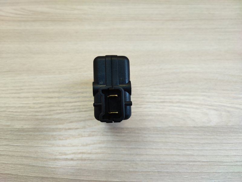 Привод замка багажника