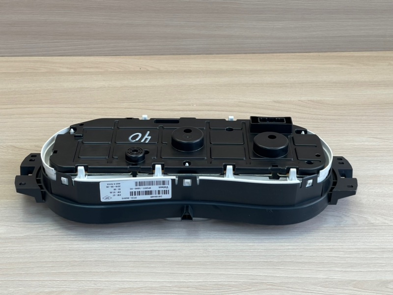 Щиток приборов