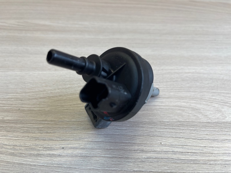 Клапан электромагнитный