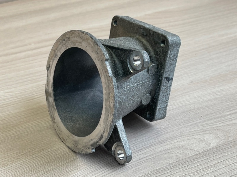 Фланец дроссельной заслонки