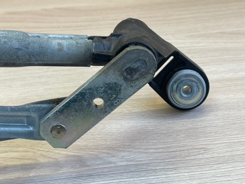 Трапеция дворников