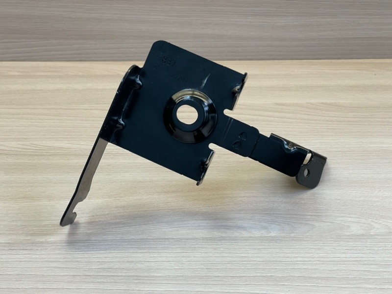 Кронштейн блока ABS