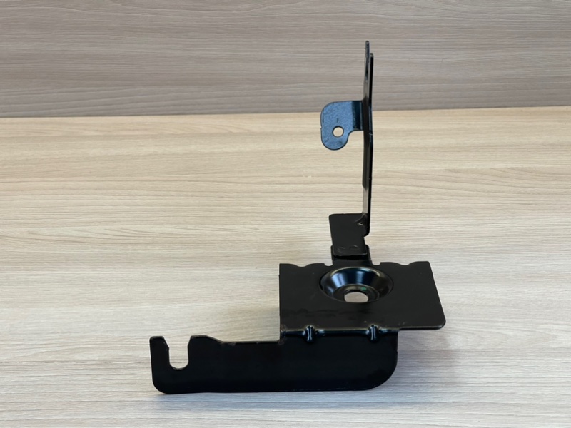 Кронштейн блока ABS