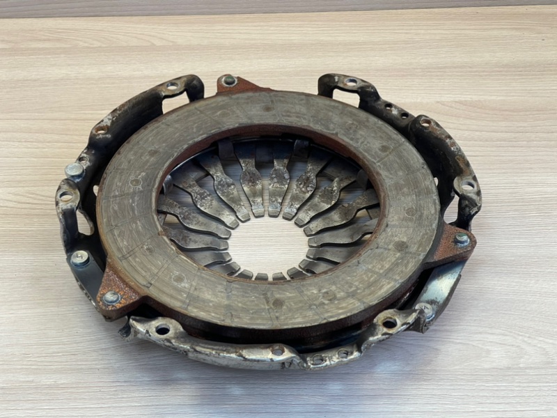 Корзина сцепления