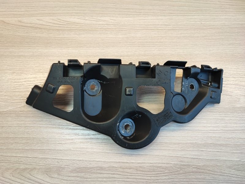 Кронштейн   бампера