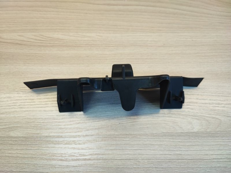 Кронштейн радиатора