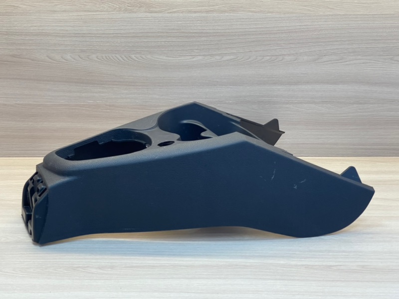 Консоль центральная