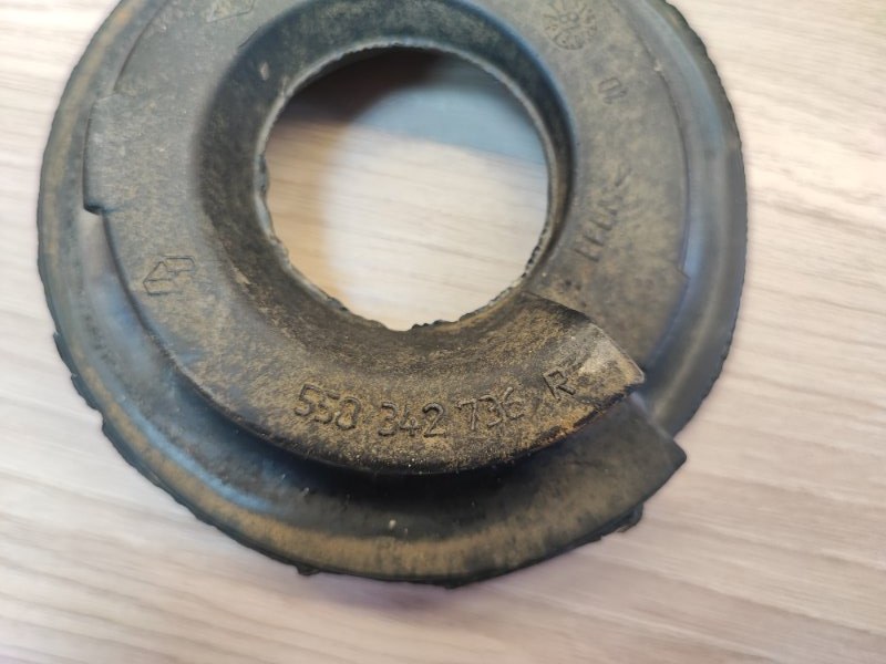 Верхняя опора    пружины