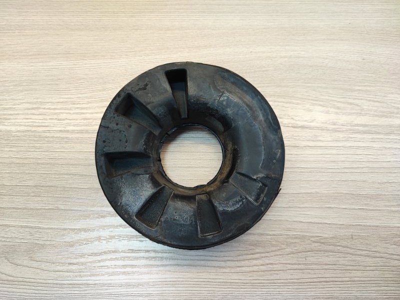 Верхняя опора    пружины