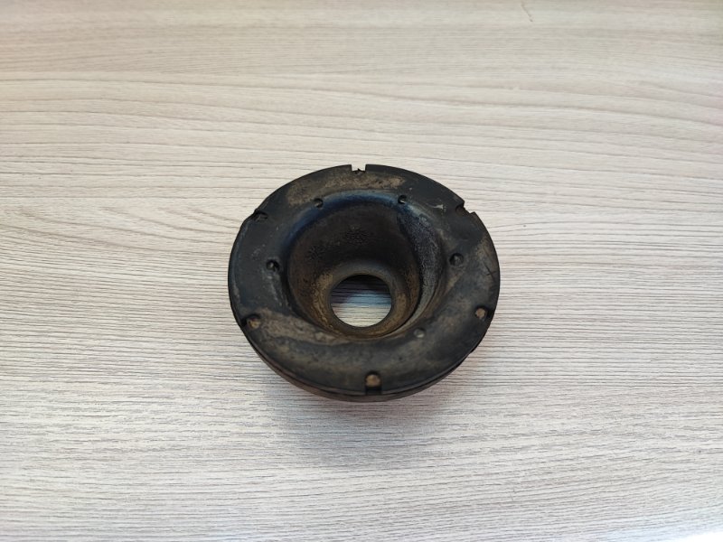 Верхняя опора    пружины