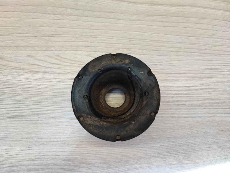 Верхняя опора    пружины