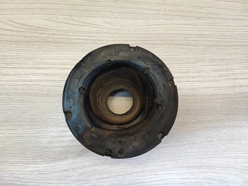 Верхняя опора    пружины