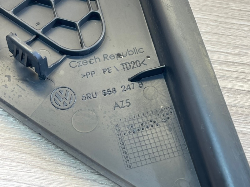 Накладка торпедо