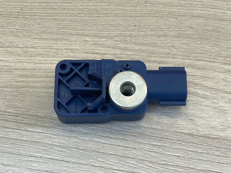 Датчик удара