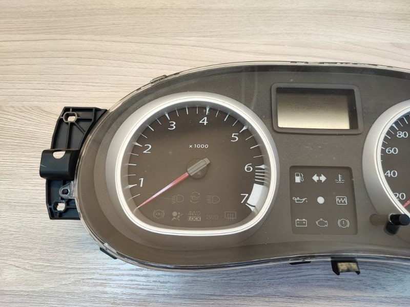 Щиток приборов