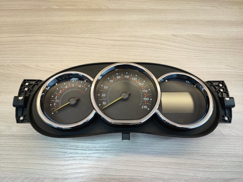 Щиток приборов