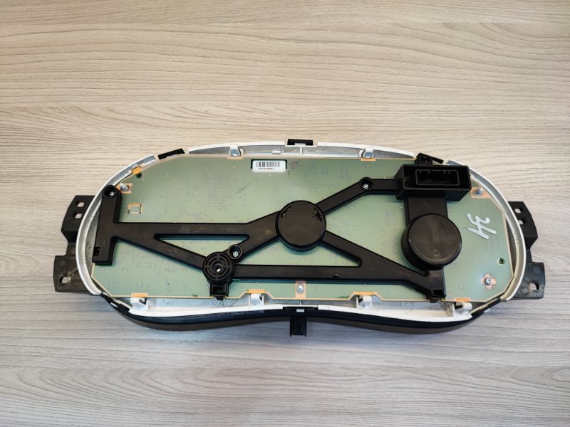 Щиток приборов