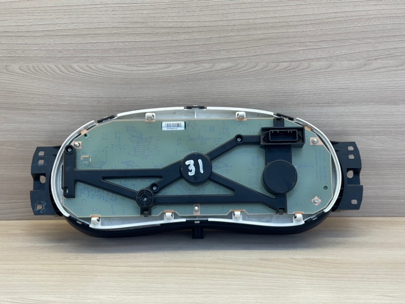 Щиток приборов