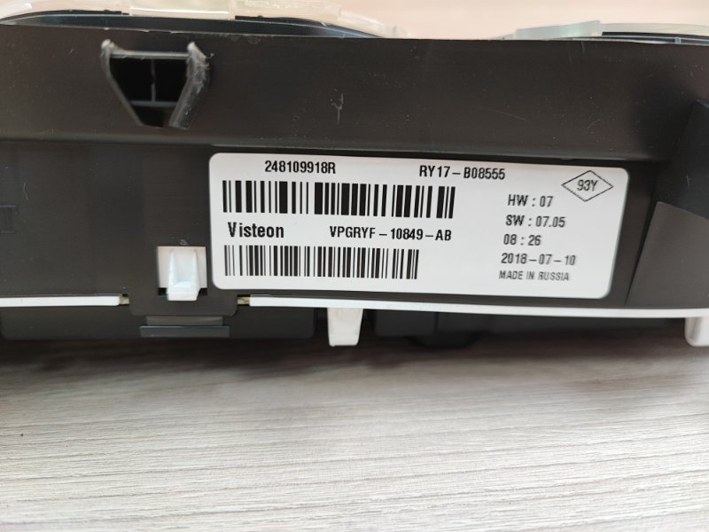 Щиток приборов