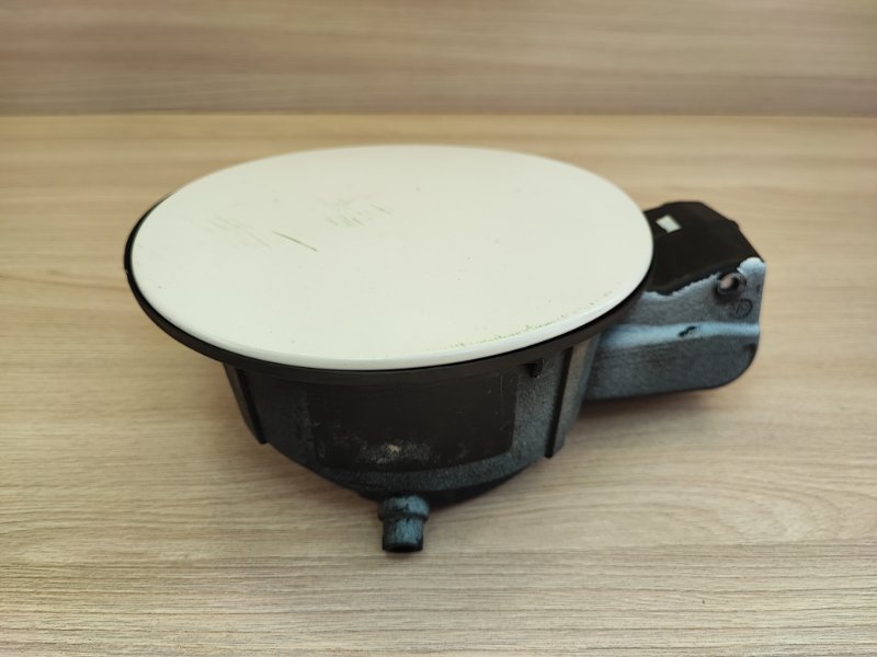 Лючок бензобака