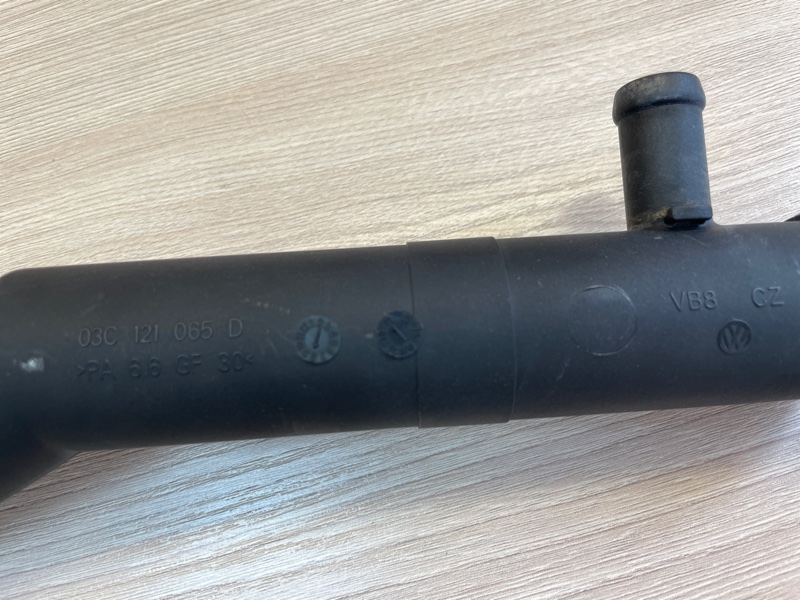 Патрубок радиатора