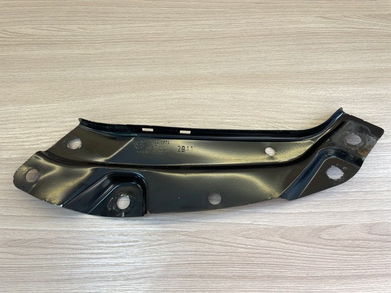 Кронштейн  фары