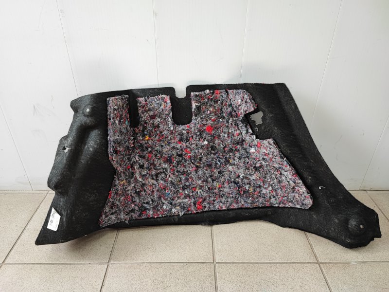 Обшивка багажника