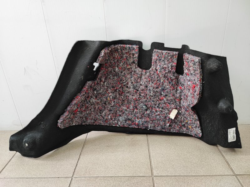 Обшивка багажника