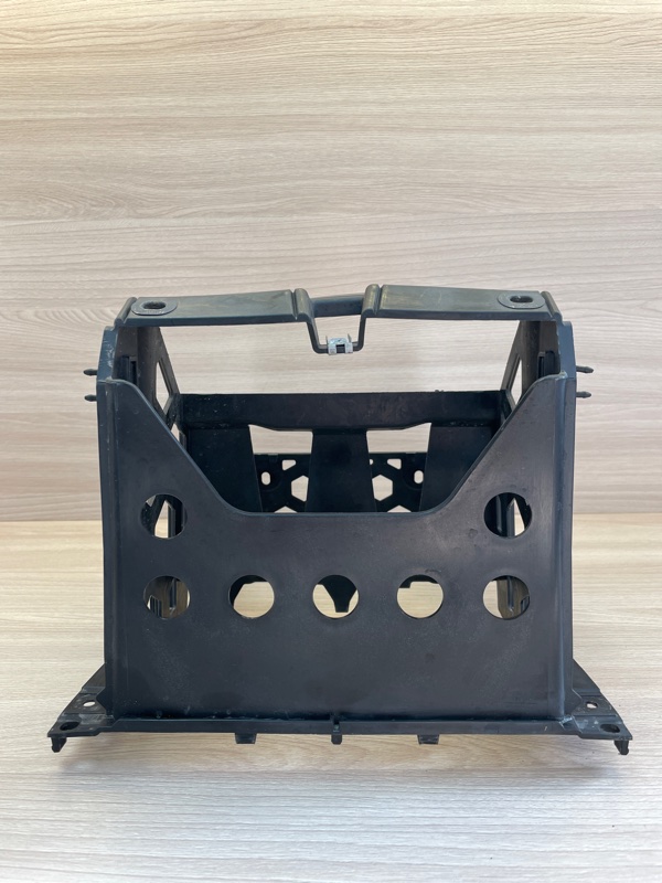 Кронштейн магнитолы