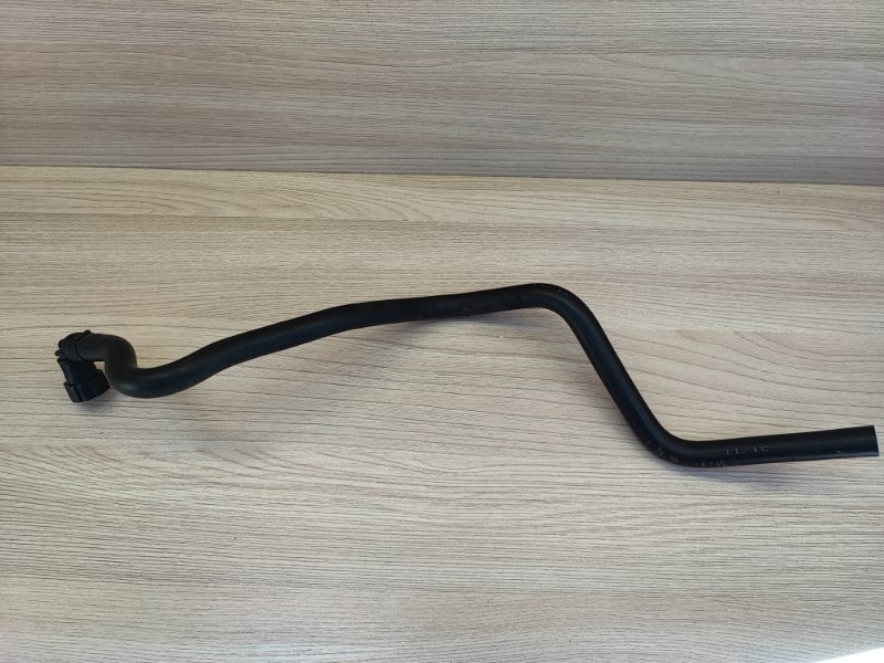 Трубка топливная