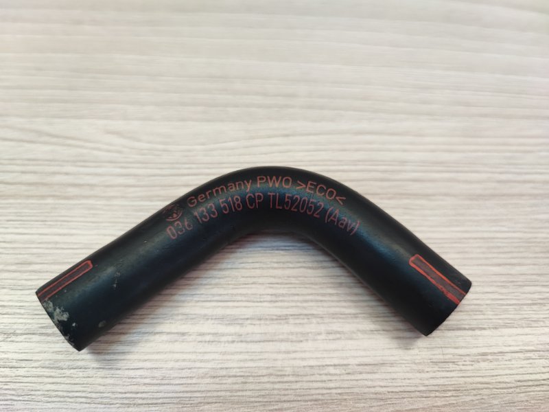 Трубка картерных газов