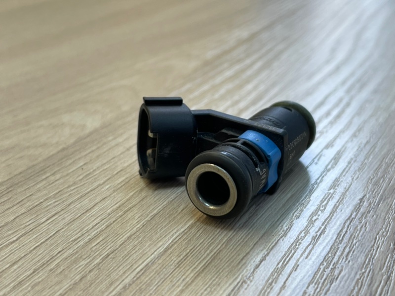 Форсунка топливная