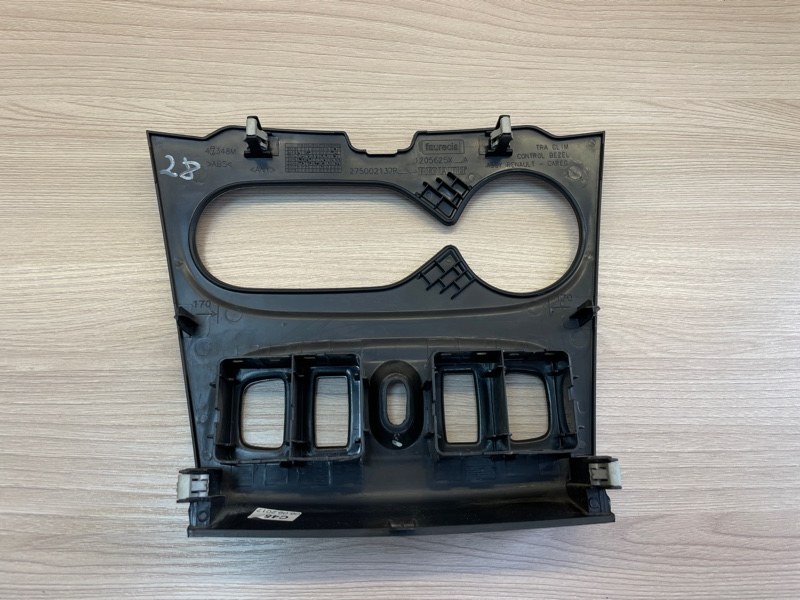 Накладка центральной консоли