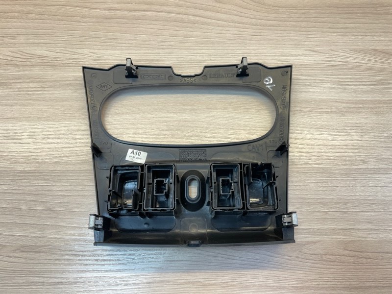 Накладка центральной консоли