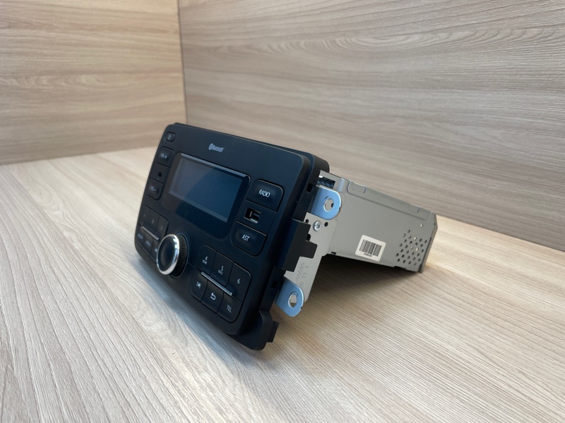 Магнитола штатная