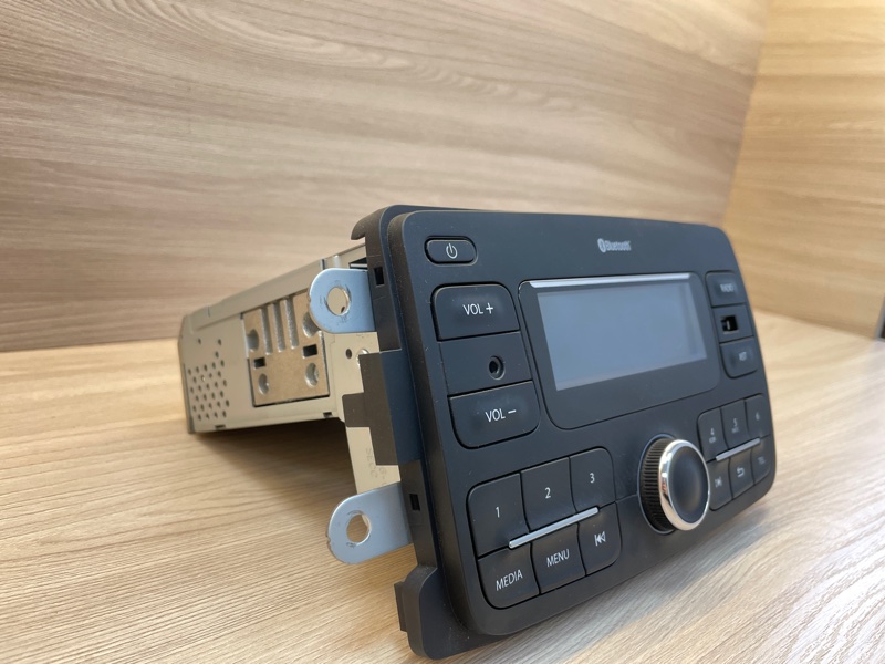 Магнитола штатная