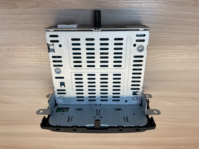 Магнитола штатная