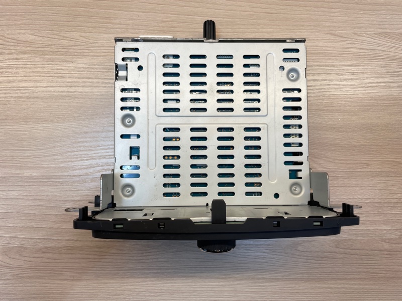 Магнитола штатная