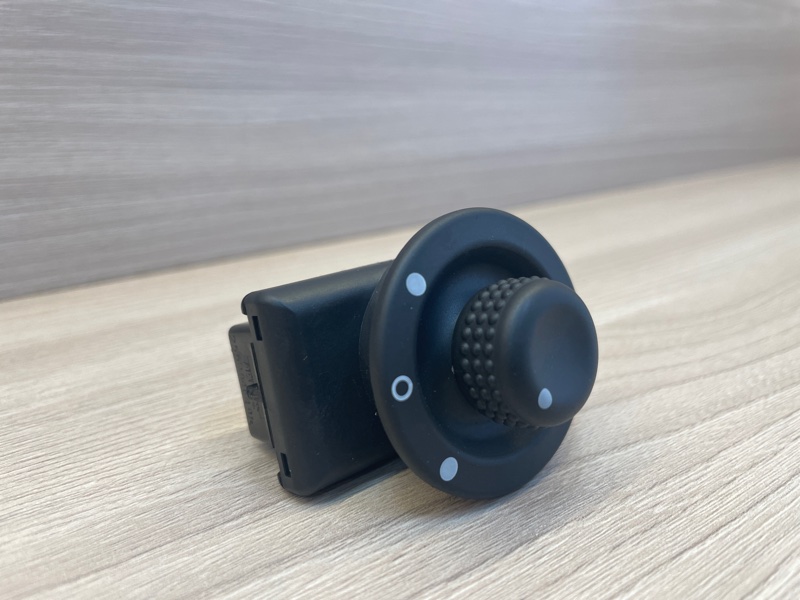 Блок регулировки зеркал