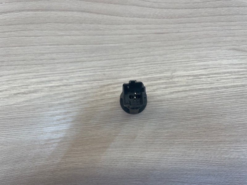 Концевик двери багажника