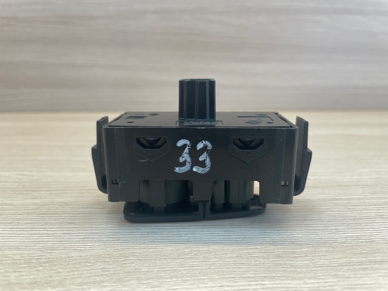 Кнопка аварийной сигнализации