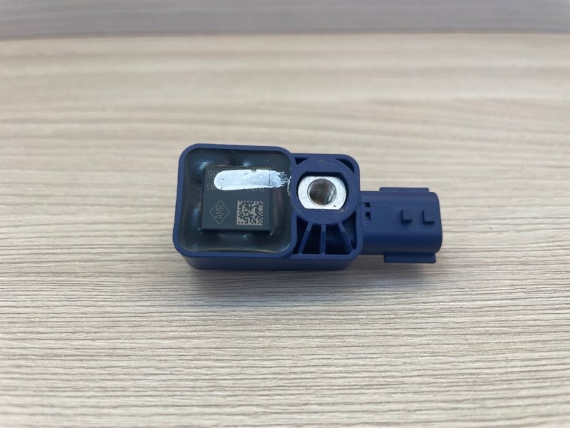 Датчик удара