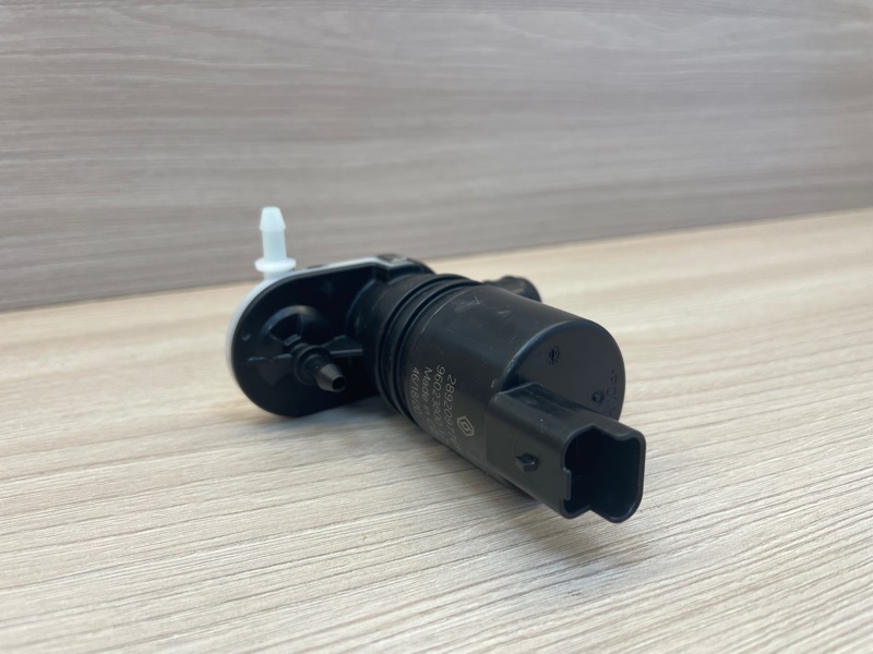 Моторчик бачка омывателя