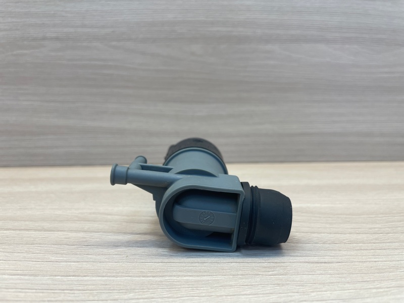 Моторчик бачка омывателя