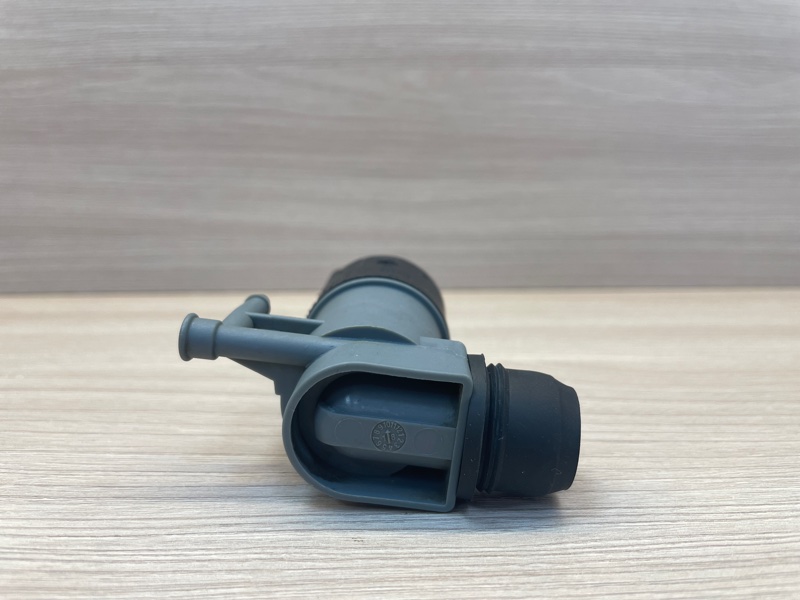 Моторчик бачка омывателя