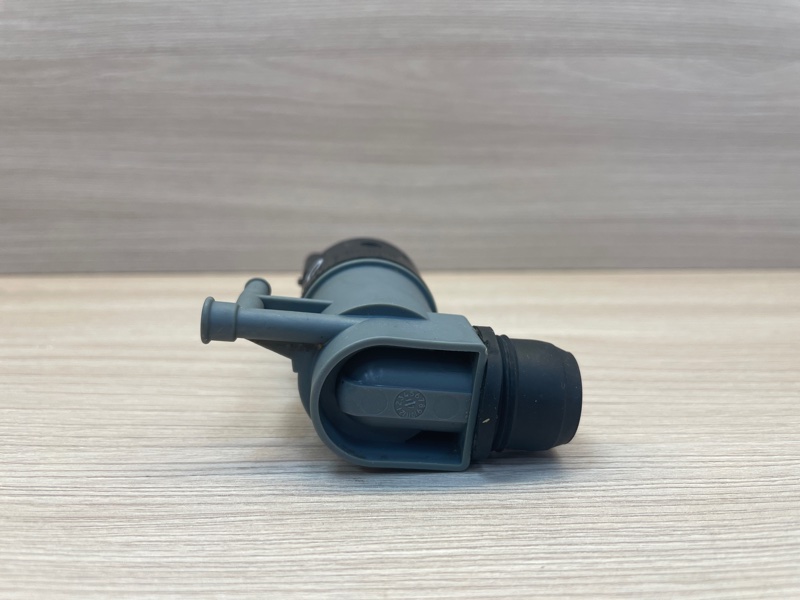 Моторчик бачка омывателя