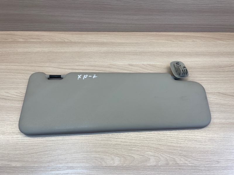 Козырек солнцезащитный