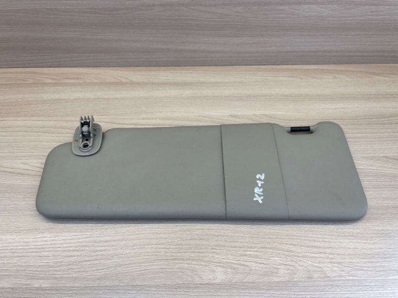 Козырек солнцезащитный