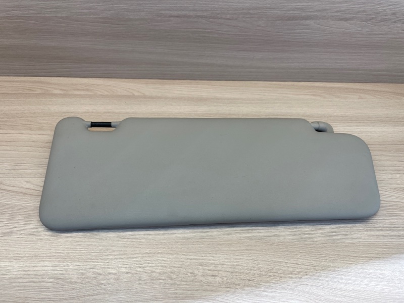 Козырек солнцезащитный